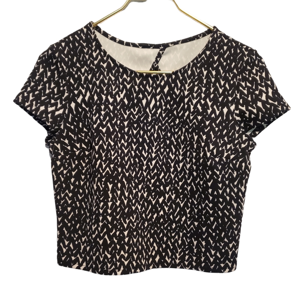 Express Stretch Cropped Top